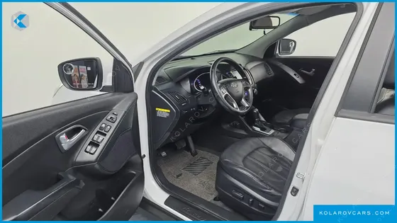 HYUNDAI TUCSON DIESEL(E-VGT) 2WD