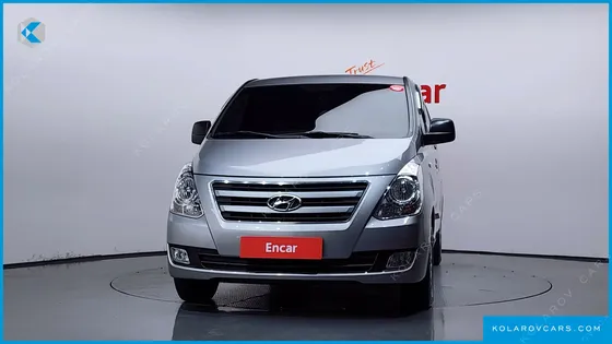 HYUNDAI STAREX 3-SEATER VAN