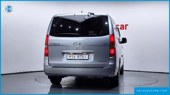 HYUNDAI STAREX 3-SEATER VAN