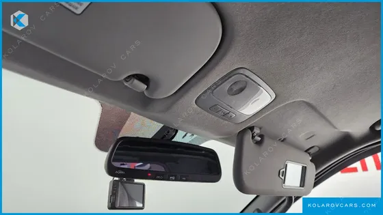 HYUNDAI STAREX 3-SEATER VAN