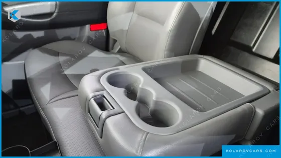 HYUNDAI STAREX 3-SEATER VAN