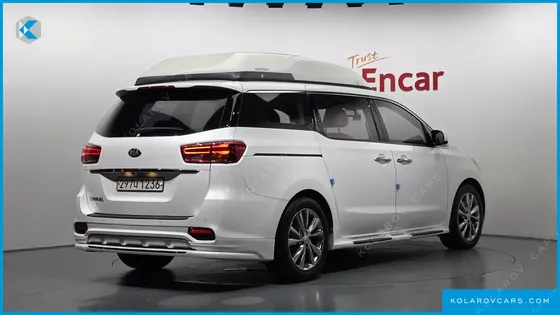 KIA CARNIVAL 9-SEATER PRSTIGE