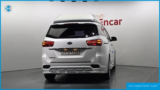 KIA CARNIVAL 9-SEATER PRSTIGE