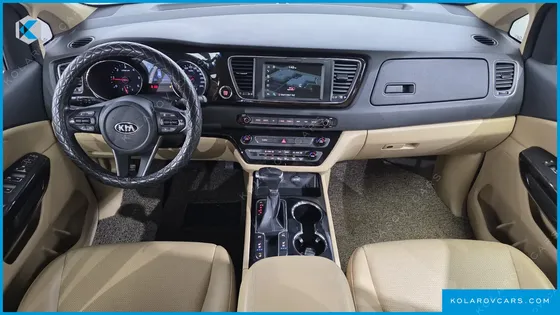 KIA CARNIVAL 9-SEATER PRSTIGE