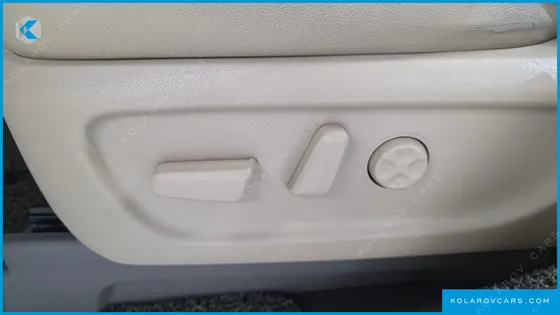 KIA CARNIVAL 9-SEATER PRSTIGE