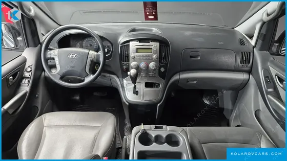 HYUNDAI STAREX 12-SEATER WAGON