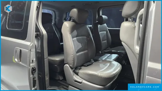 HYUNDAI STAREX 12-SEATER WAGON