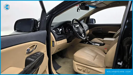 KIA CARNIVAL 9-SEATER HI-LIMOUSINE