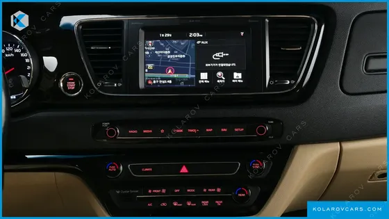 KIA CARNIVAL 9-SEATER HI-LIMOUSINE