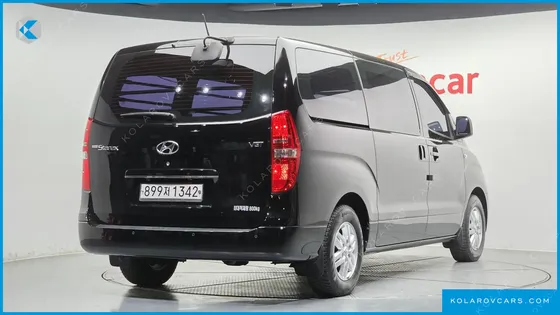 HYUNDAI STAREX 3-SEATER VAN