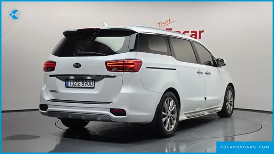 KIA CARNIVAL 9-SEATER NOBLESSE SPECIAL