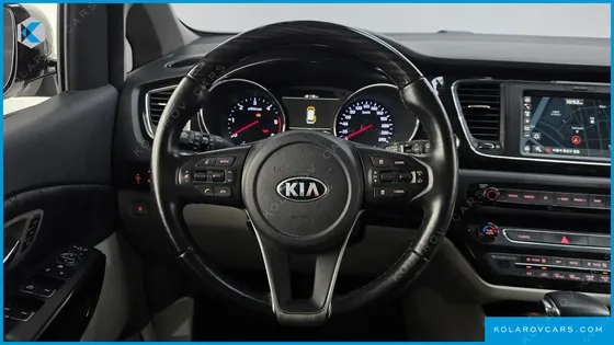 KIA CARNIVAL 9-SEATER NOBLESSE SPECIAL