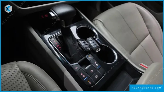 KIA CARNIVAL 9-SEATER NOBLESSE