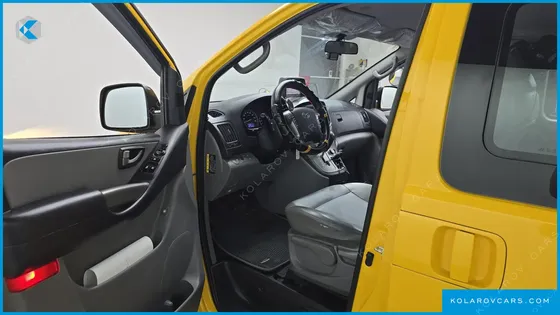 HYUNDAI STAREX 4WD GUARD CAR OF CHIDREN