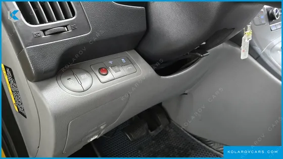 HYUNDAI STAREX 4WD GUARD CAR OF CHIDREN