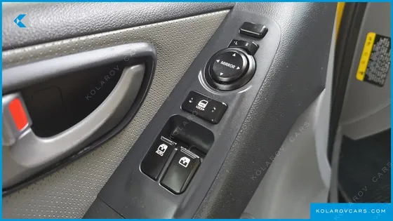 HYUNDAI STAREX 4WD GUARD CAR OF CHIDREN