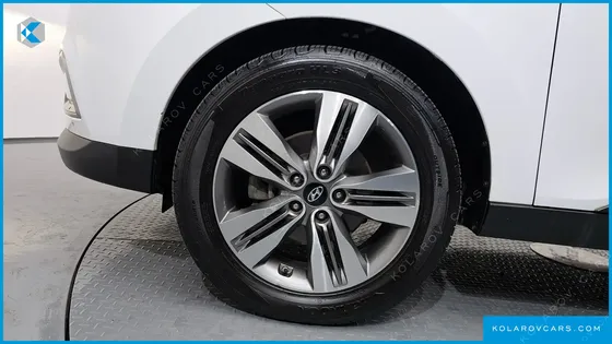 HYUNDAI TUCSON DIESEL(E-VGT) 2WD