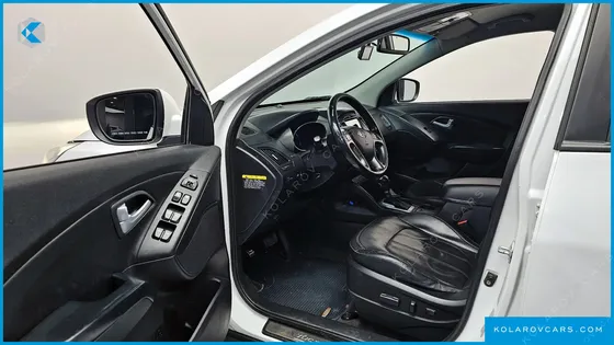 HYUNDAI TUCSON DIESEL(E-VGT) 2WD
