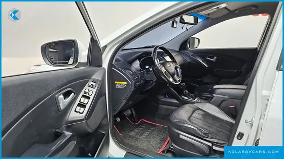 HYUNDAI TUCSON DIESEL(E-VGT) 4WD