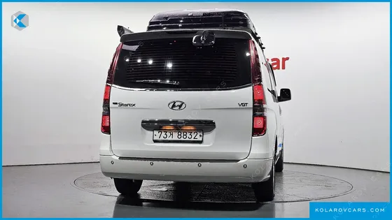 HYUNDAI STAREX 12-SEATER WAGON