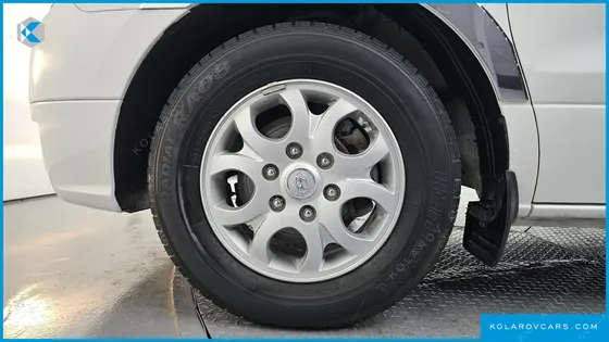 HYUNDAI STAREX 12-SEATER WAGON