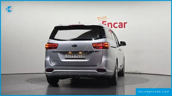 KIA CARNIVAL GASOLINE 9-SEATER NOBLESSE