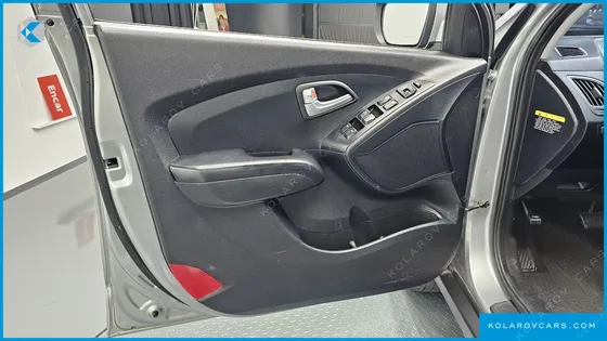 HYUNDAI TUCSON DIESEL(E-VGT) 2WD