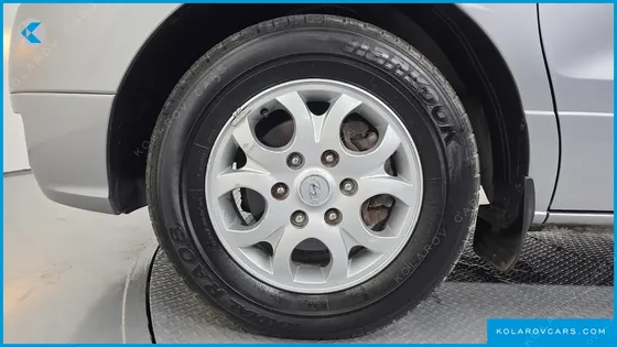 HYUNDAI STAREX 3-SEATER VAN