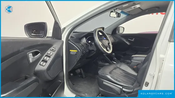 HYUNDAI TUCSON DIESEL(E-VGT) 2WD