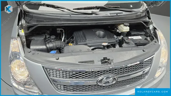 HYUNDAI STAREX 12-SEATER WAGON