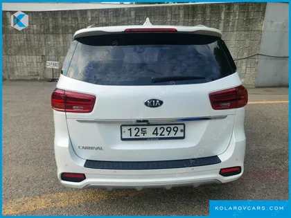 KIA CARNIVAL 9-SEATER PRSTIGE