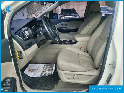 KIA CARNIVAL 9-SEATER PRSTIGE