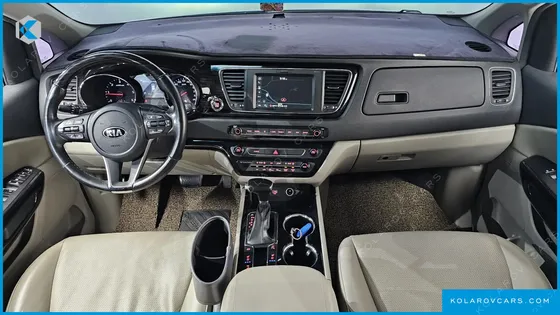 KIA CARNIVAL 9-SEATER PRSTIGE