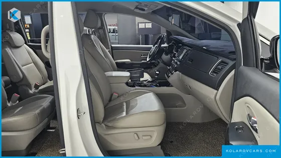 KIA CARNIVAL 9-SEATER PRSTIGE