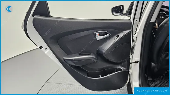 HYUNDAI TUCSON DIESEL(E-VGT) 2WD
