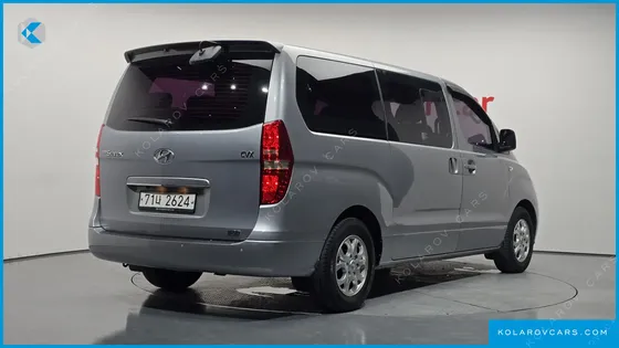 HYUNDAI STAREX 12-SEATER WAGON