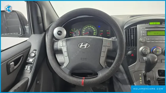 HYUNDAI STAREX 12-SEATER WAGON