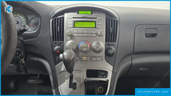 HYUNDAI STAREX 12-SEATER WAGON