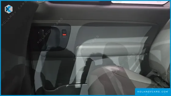 HYUNDAI STAREX 12-SEATER WAGON