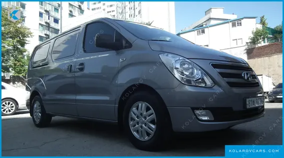 HYUNDAI STAREX 3-SEATER VAN