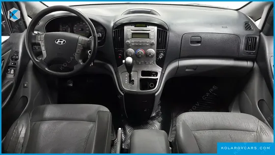 HYUNDAI STAREX 11-SEATER WAGON