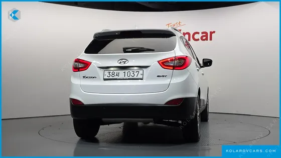 HYUNDAI TUCSON DIESEL(E-VGT) 2WD