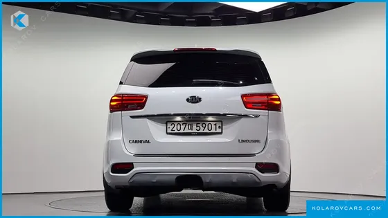 KIA CARNIVAL 7-SEATER LIMOUSINE