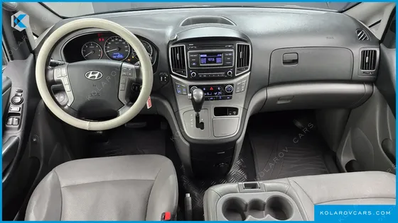HYUNDAI STAREX 12-SEATER WAGON