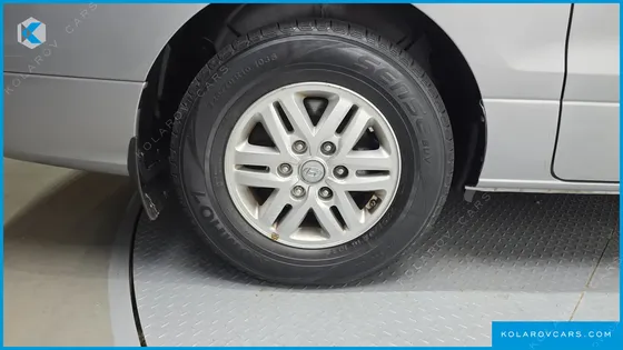 HYUNDAI STAREX 12-SEATER WAGON