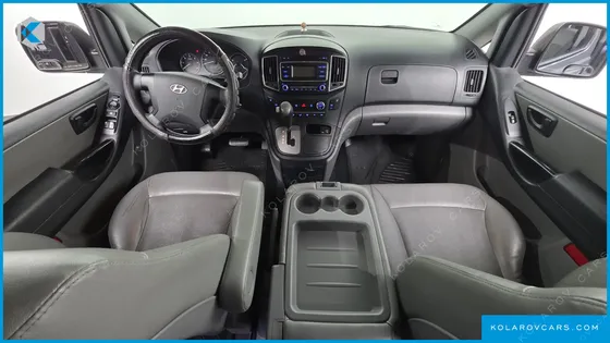 HYUNDAI STAREX 12-SEATER WAGON