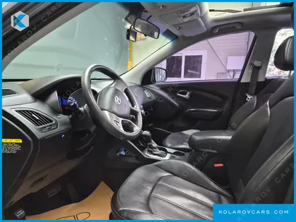 HYUNDAI TUCSON DIESEL(E-VGT) 2WD