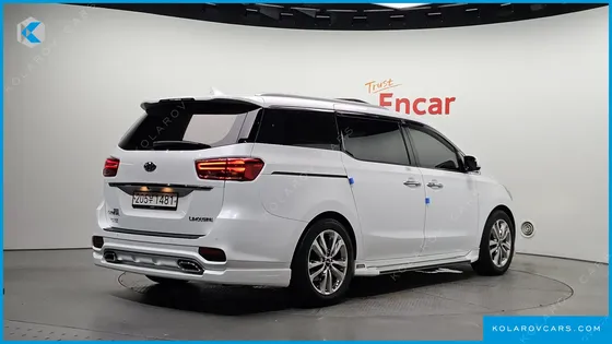 KIA CARNIVAL GASOLINE 7-SEATER LIMOUSINE