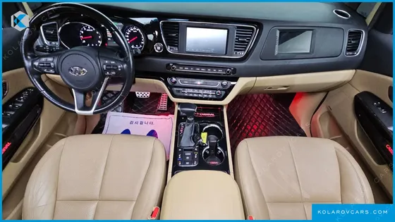 KIA CARNIVAL GASOLINE 7-SEATER LIMOUSINE