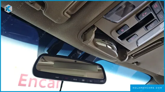 KIA CARNIVAL GASOLINE 7-SEATER LIMOUSINE